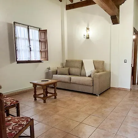 Apartment Santillana - Mijares 3000